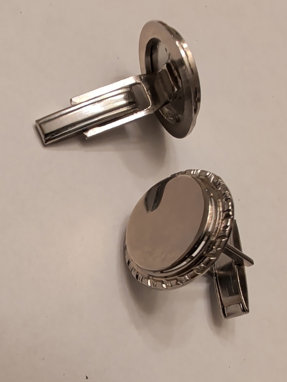 Vintage Silver Tone Round Men's Cuff Links